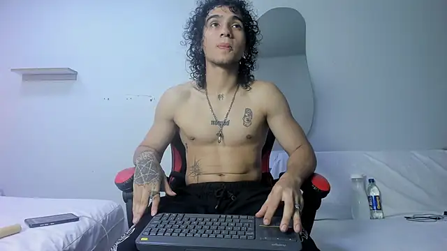 JackesTaylor online show from April 27, 5:27 am
