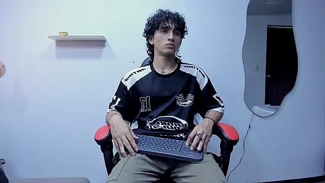 JackesTaylor online show from September 24, 4:30 am