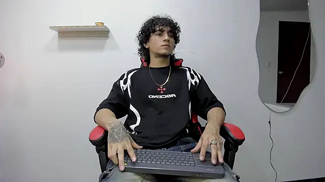 JackesTaylor online show from November 5, 5:10 am