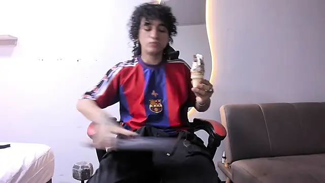 JackesTaylor online show from February 10, 6:23 am