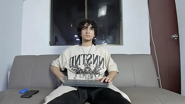 JackesTaylor online show from April 9, 5:09 am