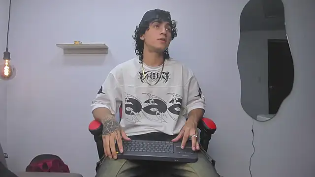 JackesTaylor online show from October 6, 6:25 am