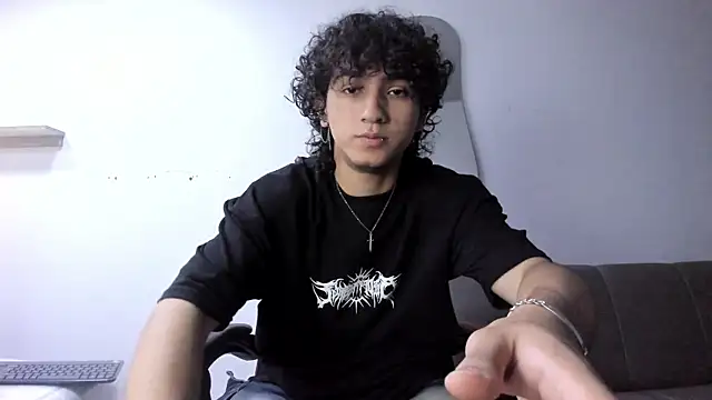 JackesTaylor online show from December 19, 5:10 am