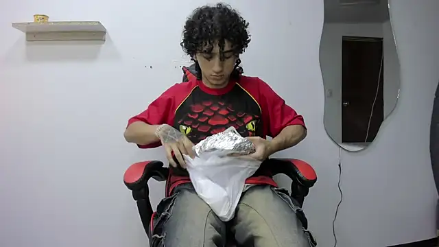 JackesTaylor online show from October 26, 5:08 am