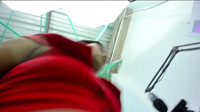 eladyrous98 online show from November 8, 7:34 am