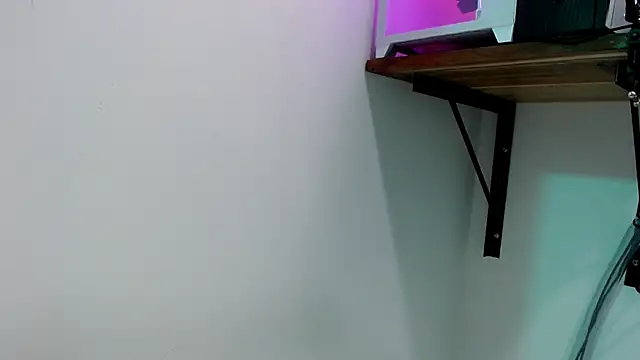 eladyrous98 online show from November 12, 1:48 pm