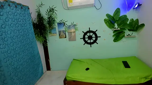 eladyrous98 online show from March 6, 2:23 pm