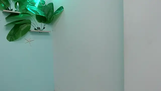 eladyrous98 online show from November 1, 2:11 pm