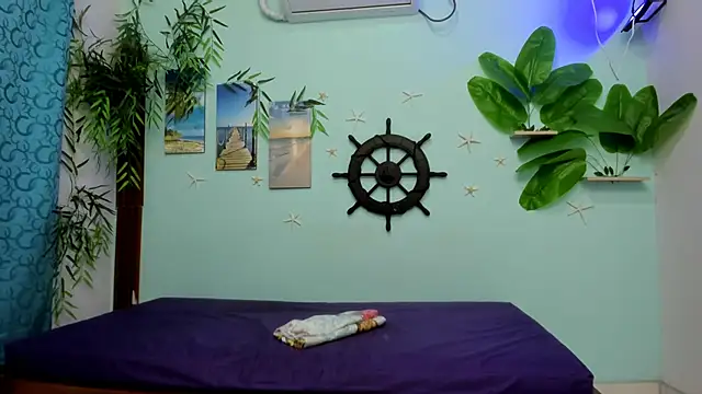 eladyrous98 online show from February 25, 1:44 pm