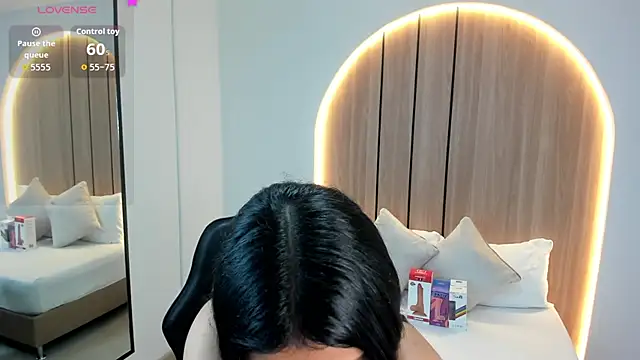 Snapshot of norah_777 chatting on September 27, 10:49 pm norah 777 online show from September 27, 10:49 pm