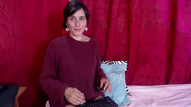 Snapshot of Samy_Hoops chatting on November 26, 12:05 pm Samy Hoops online show from November 26, 12:05 pm