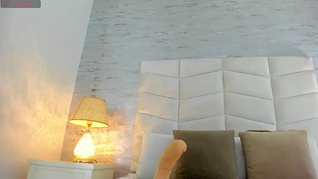 santhana   online show from April 14, 9:20 pm