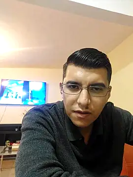 juicysmalls online show from November 28, 11:05 pm