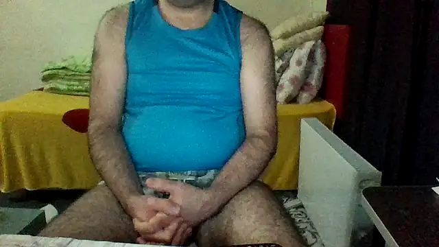 Snapshot of st206boy chatting on November 1, 1:01 am st206boy online show from November 1, 1:01 am