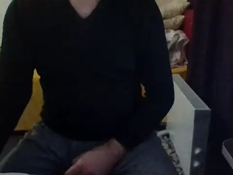 Snapshot of st206boy chatting on October 1, 11:30 pm st206boy online show from October 1, 11:30 pm