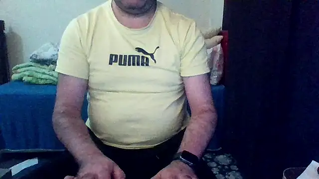 Snapshot of st206boy chatting on June 6, 2:06 am st206boy online show from June 6, 2:06 am