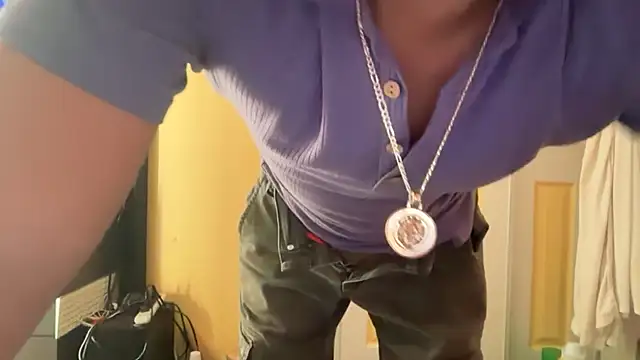 kSwisssxxx online show from October 22, 12:32 am