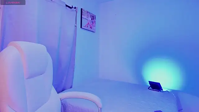 SelenaStonne online show from April 9, 7:09 pm