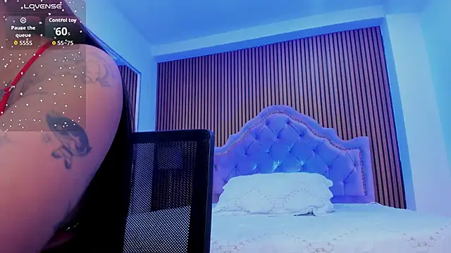 SelenaStonne online show from November 22, 8:18 pm