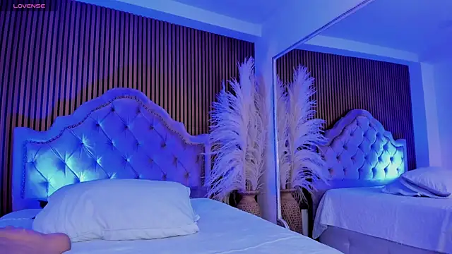 SelenaStonne online show from February 14, 7:47 pm