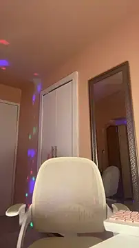 lost wood19 online show from April 4, 5:14 am