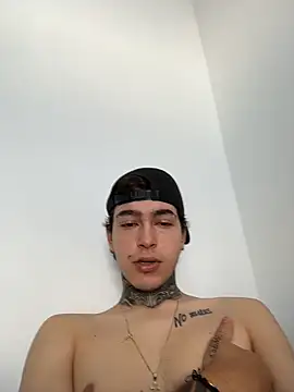 samm4044 online show from March 31, 5:48 pm