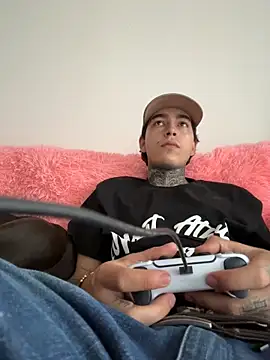 samm4044 online show from March 28, 9:27 pm