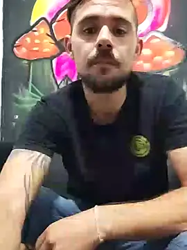 Snapshot of parejajuguetona420 chatting on November 23, 3:16 am parejajuguetona420 online show from November 23, 3:16 am