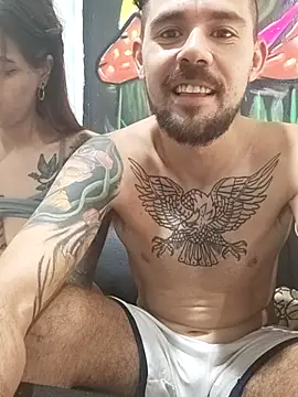 Snapshot of parejajuguetona420 chatting on November 24, 5:46 pm parejajuguetona420 online show from November 24, 5:46 pm