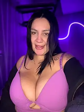 victoria amatista  online show from March 8, 12:41 pm