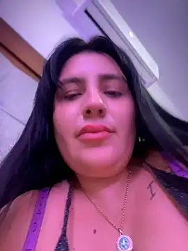 Snapshot of victoria_amatista_ chatting on June 19, 7:36 am victoria amatista online show from June 19, 7:36 am