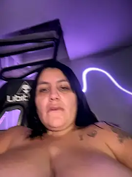 victoria amatista  online show from March 4, 5:37 am