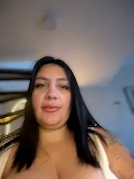 victoria amatista  online show from March 9, 6:00 pm