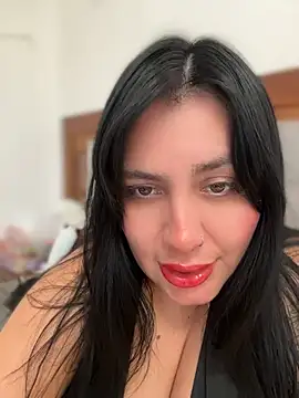 Snapshot of victoria_amatista_ chatting on July 9, 6:07 pm victoria amatista online show from July 9, 6:07 pm