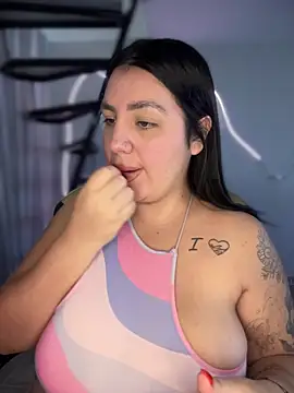 victoria amatista  online show from January 12, 11:31 pm