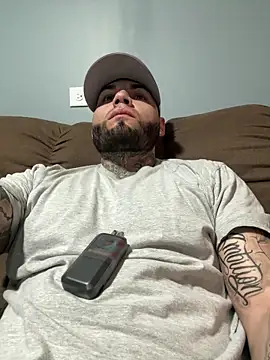 Snapshot of crazybarber69 chatting on February 5, 2:57 pm crazybarber69 online show from February 5, 2:57 pm