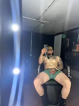 crazybarber69 online show from September 20, 7:13 am