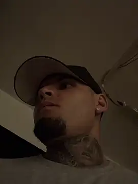 crazybarber69 online show from September 16, 6:03 am