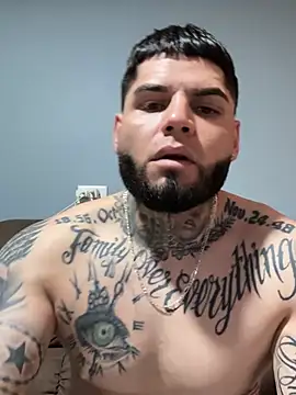 Snapshot of crazybarber69 chatting on February 19, 5:54 pm crazybarber69 online show from February 19, 5:54 pm