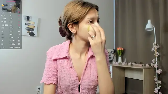 TaiteFairfield online show from February 10, 8:02 am