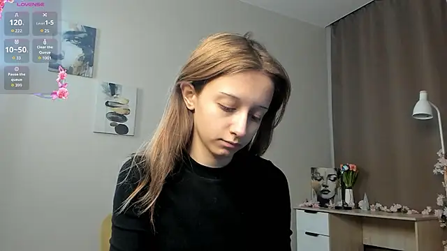 TaiteFairfield online show from February 16, 7:29 am