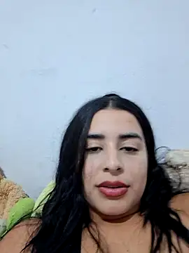 Snapshot of channell0 chatting on June 27, 5:13 am channell0 online show from June 27, 5:13 am