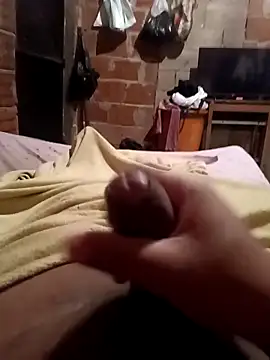 Snapshot of Davidii907552 chatting on March 22, 5:53 am Davidii907552 online show from March 22, 5:53 am