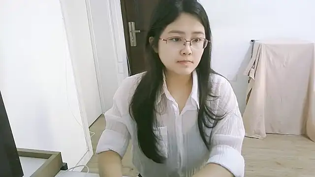 Snapshot of 98bunny chatting on November 3, 2:06 am 98bunny online show from November 3, 2:06 am