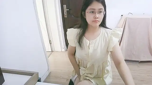 Snapshot of 98bunny chatting on July 2, 2:34 am 98bunny online show from July 2, 2:34 am