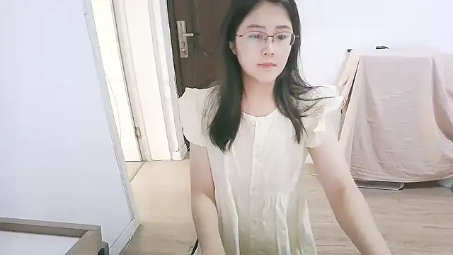 Snapshot of 98bunny chatting on June 26, 2:39 am 98bunny online show from June 26, 2:39 am