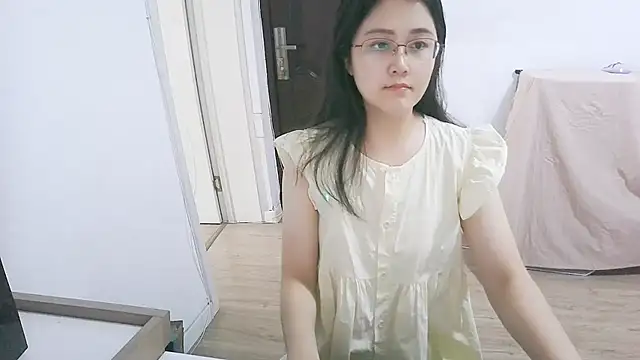 Snapshot of 98bunny chatting on July 9, 2:34 am 98bunny online show from July 9, 2:34 am