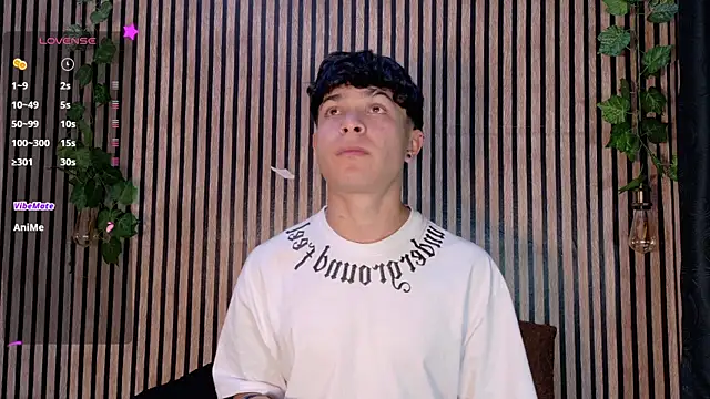 Felipe boy1 online show from September 27, 3:45 am