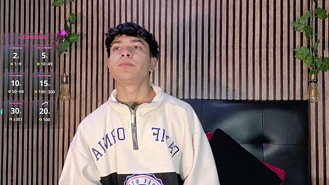 Felipe boy1 online show from October 12, 3:41 am