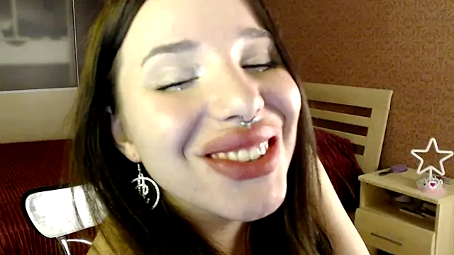 Cassie Pinkkk online show from January 18, 7:50 pm